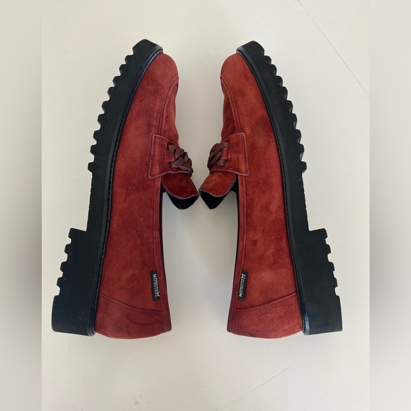 Mephisto Salka Rust Red Velvet Leather Slip-On Chain Detail Lug Sole Loafers - Picture 12 of 13